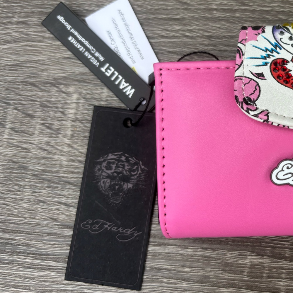 Ed Hardy Hot Pink Leather Wallet with White Tattoo-Flap - Picture 5 of 15